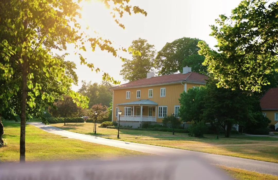 Lejondals Slott-1